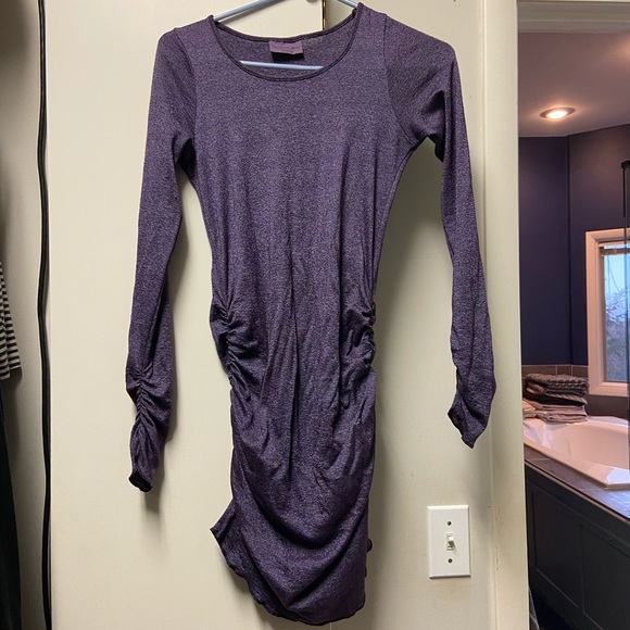 2 Michael Stars Long Sleeve Tops purple and green - Picture 1 of 2